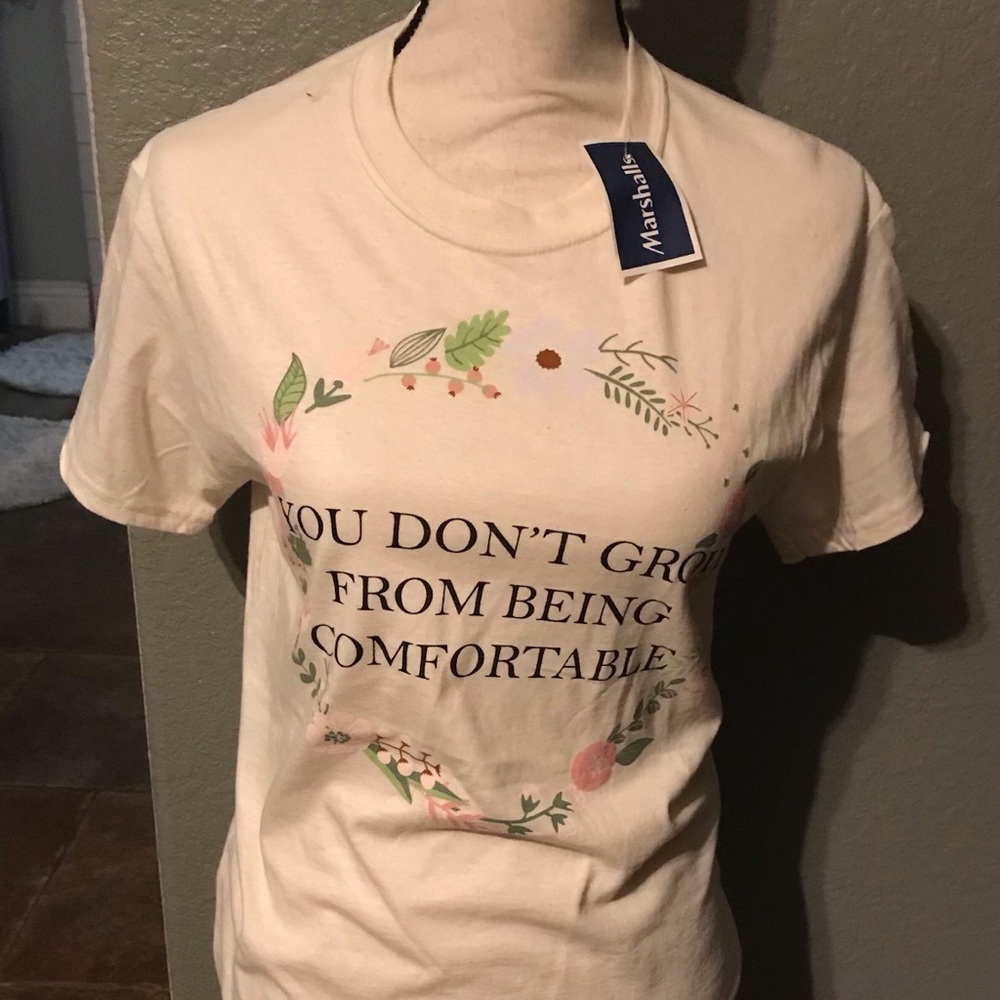 Women’s graphic tee